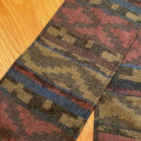 Aztec Design 25% Wool Scarf. Multi Color EUC - Picture 2 of 4